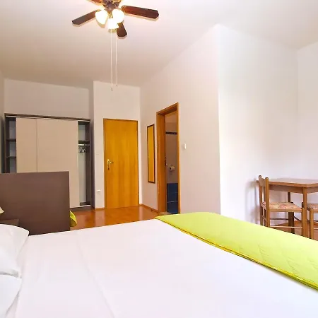 Ivica 1452 Guest house Fazana